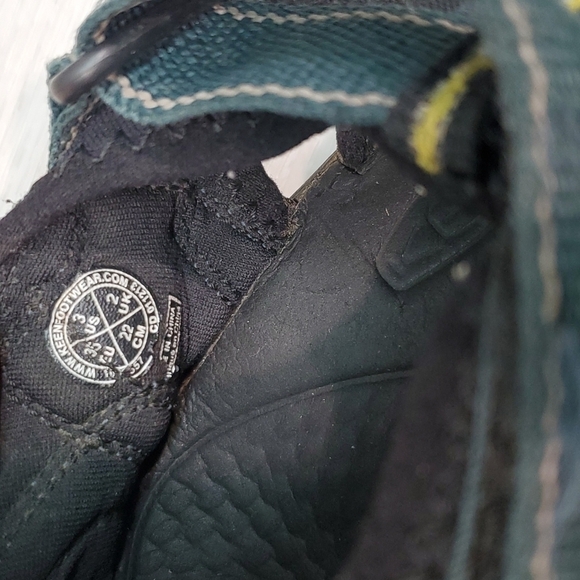 Keen Outdoor Big Kids Youth Sandals Shoes Waterproof Hiking Comfort sz 3 - Picture 11 of 12